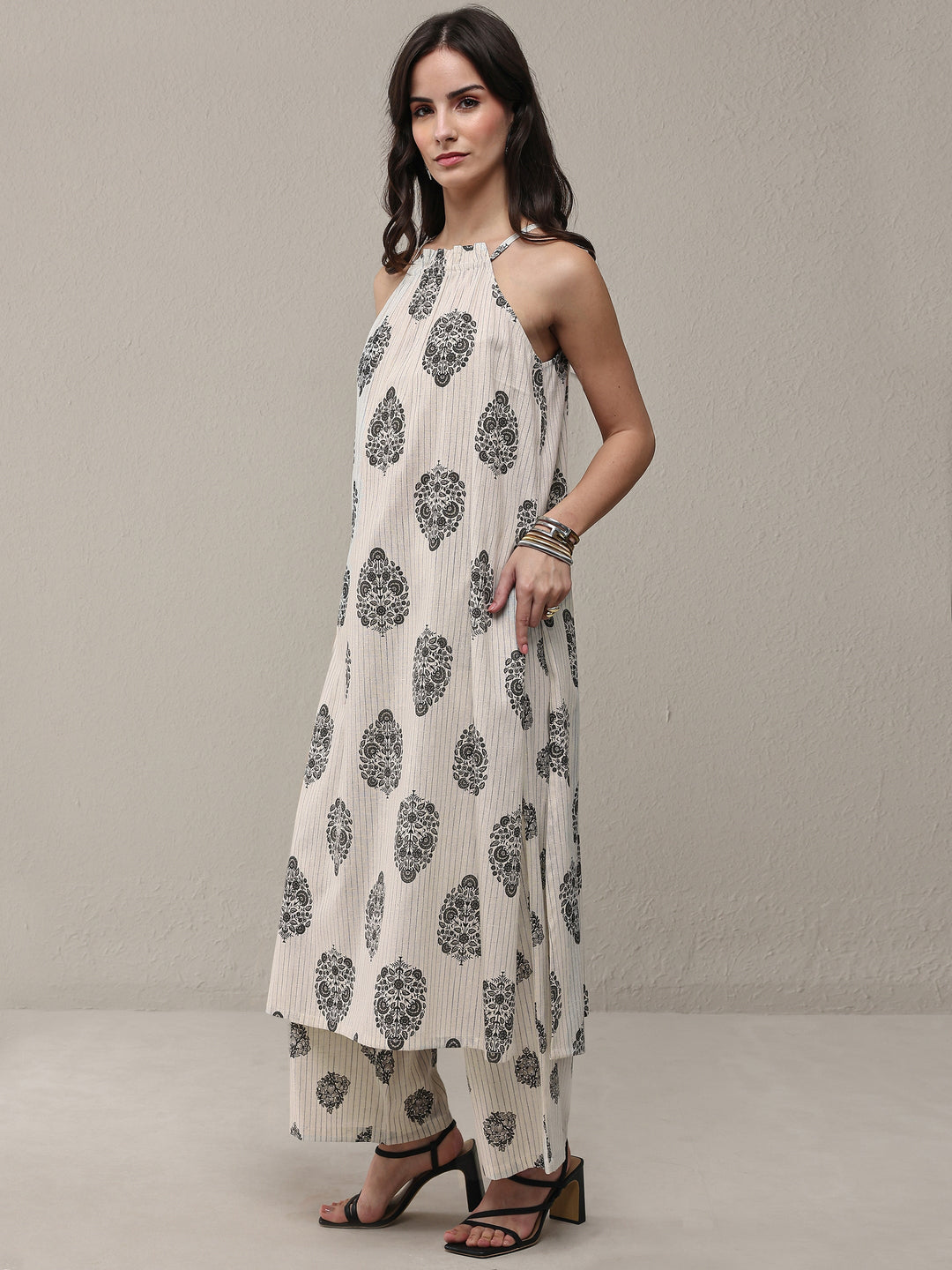  Off White Floral Printed Cotton Co-Ord Set 