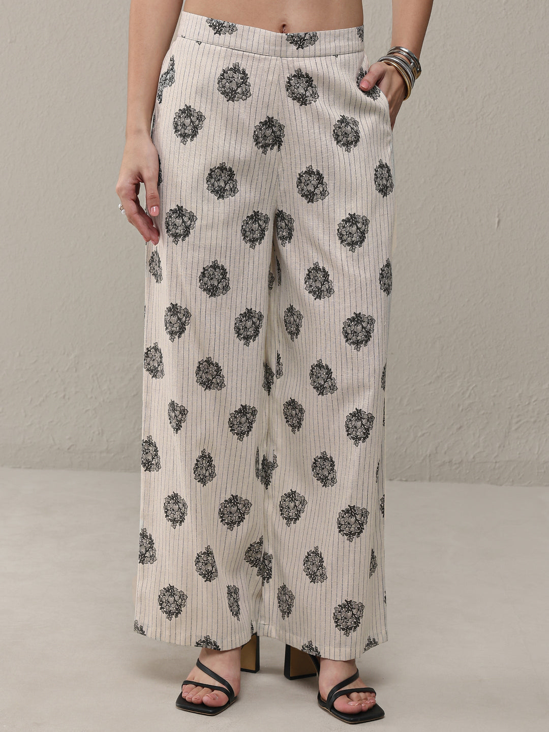 Off White Floral Printed Cotton Co-Ord Set 