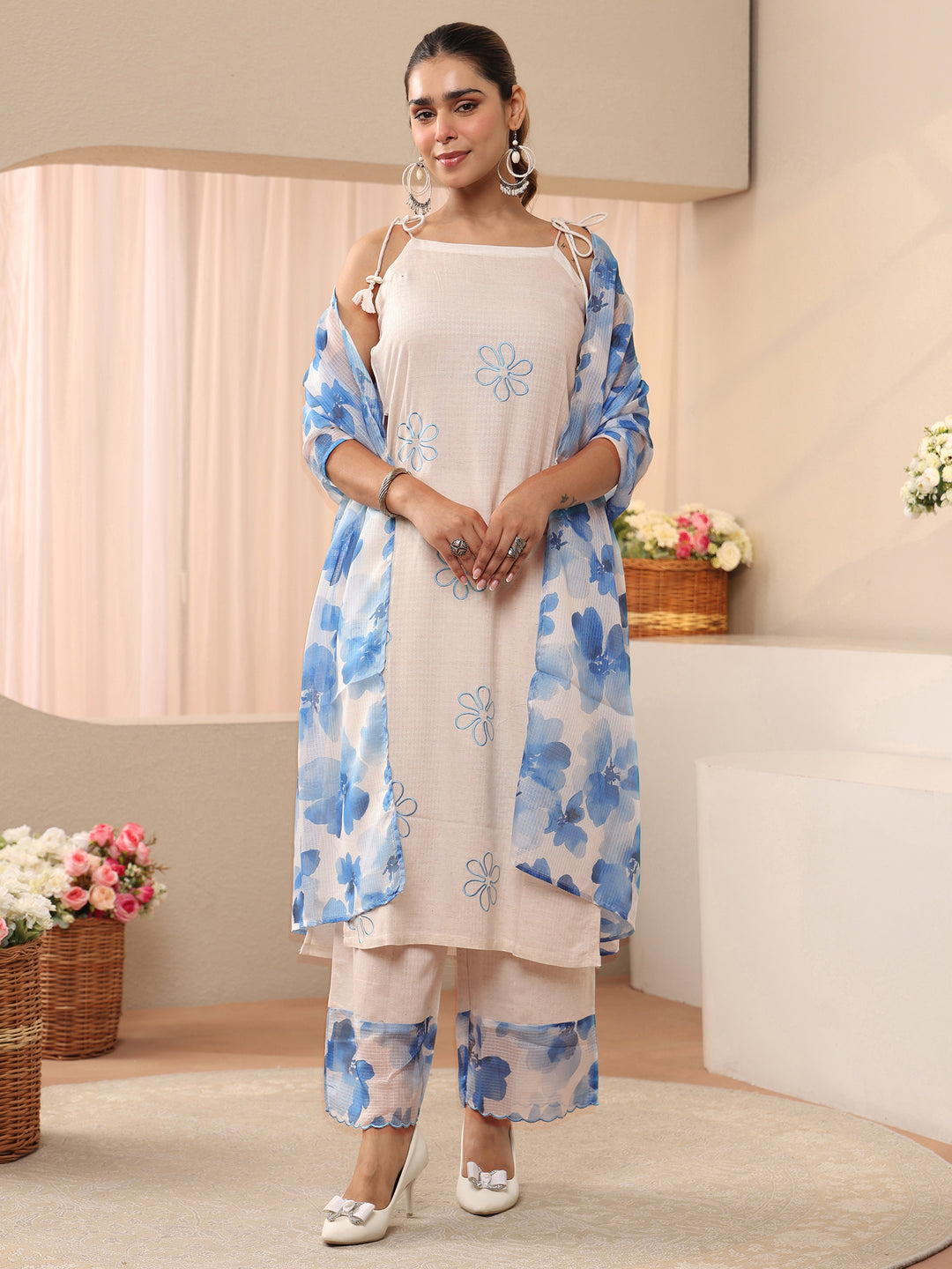  Off White Floral Embroidered Cotton Blend Tie-Up Straight Suit Set 