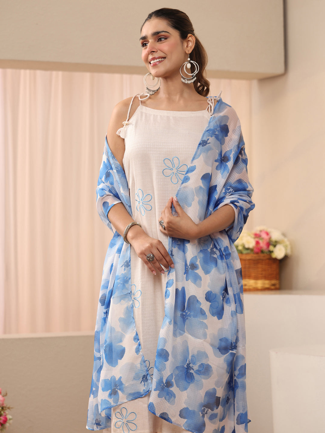  Off White Floral Embroidered Cotton Blend Tie-Up Straight Suit Set 