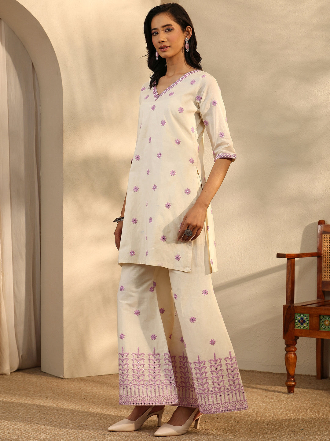  Off White Embroidered Cotton Straight Suit Set With Dupatta 