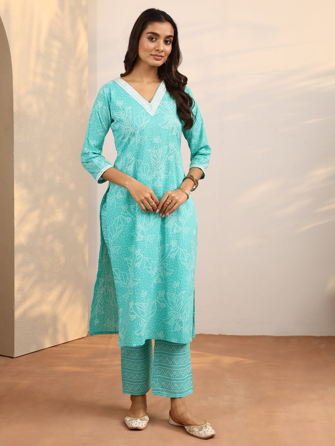  Green Bandhani Printed Cotton Suit Set With Dupatta 