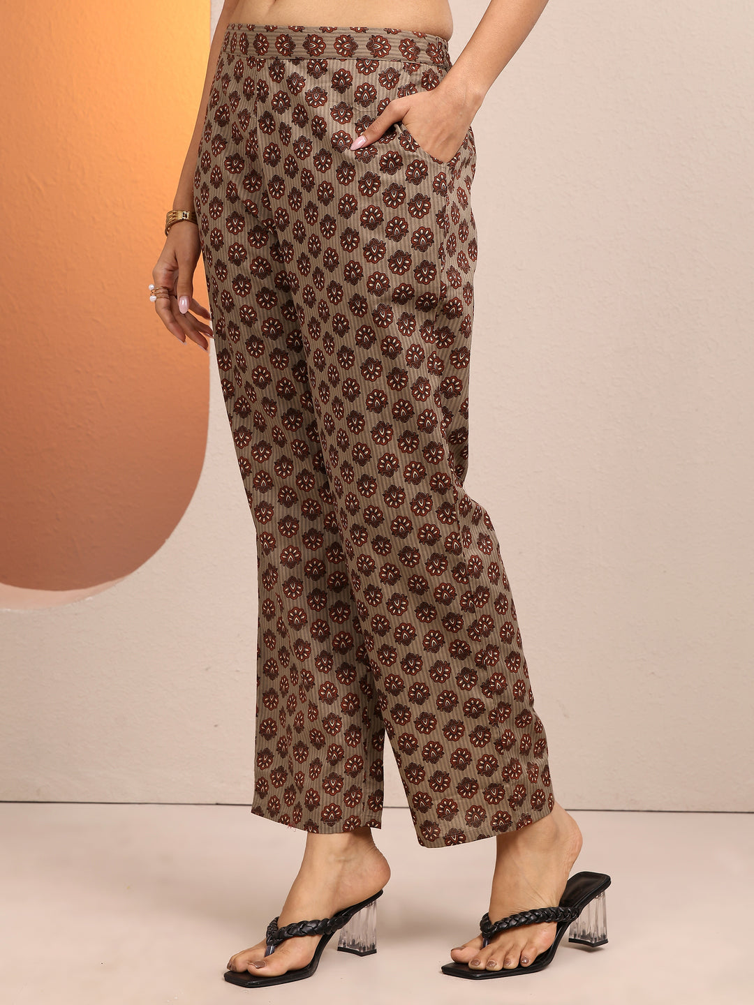  Grey Printed Cotton Straight Suit Set With Dupatta 