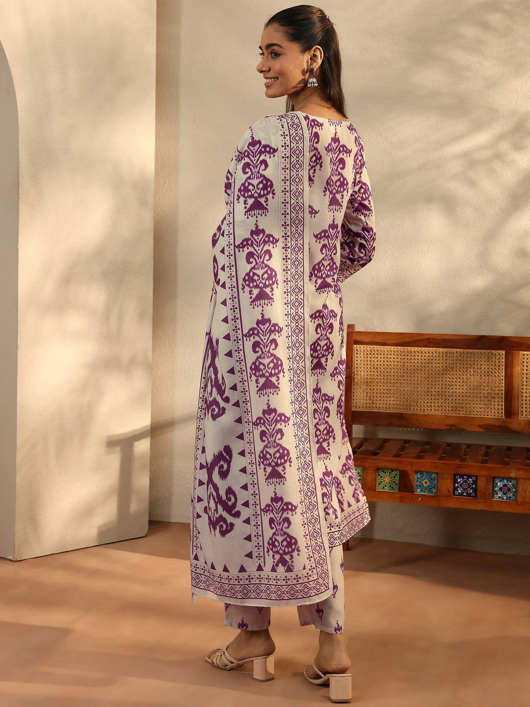 Off White Printed Cotton Blend Straight Suit Set With Dupatta 