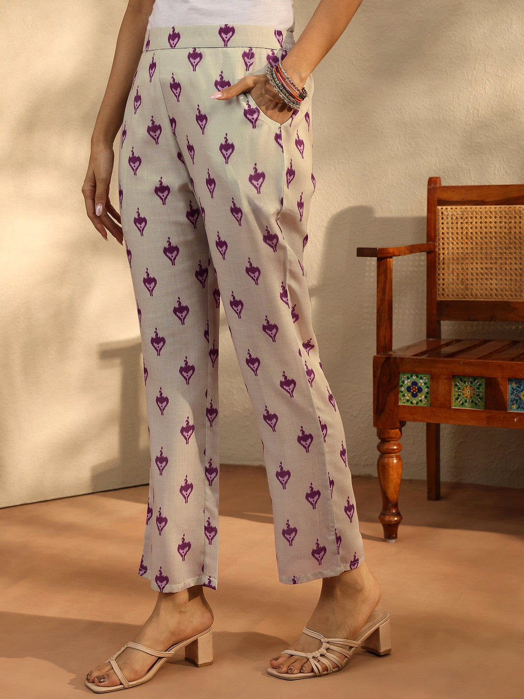  Off White Printed Cotton Blend Straight Suit Set With Dupatta 