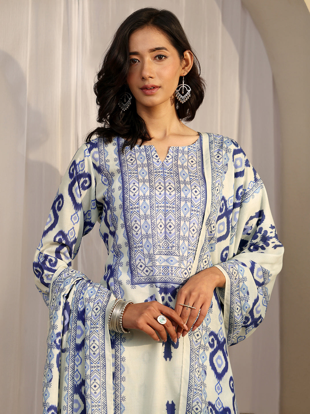  Off White Printed Cotton Blend Straight Suit Set With Dupatta 