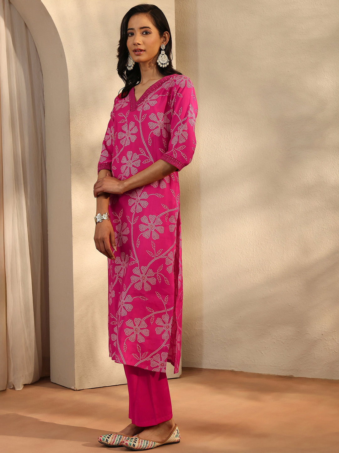  Pink Bandhani Printed Silk Blend Straight Suit Set With Dupatta 