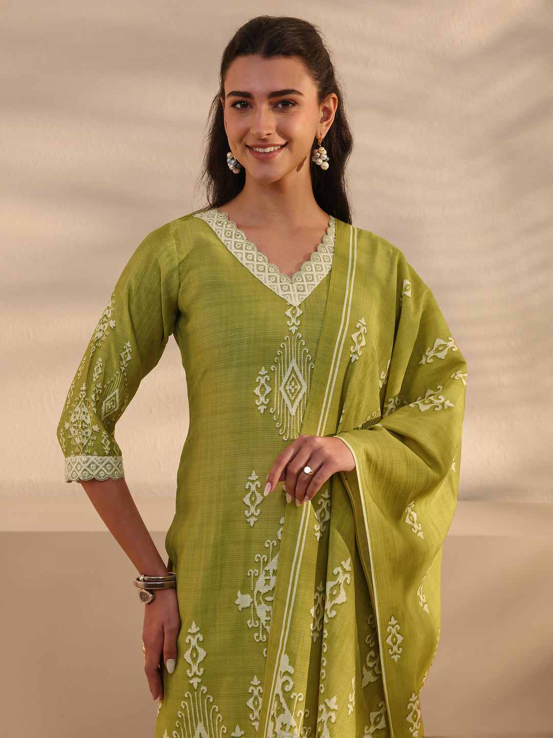  Green Ethnic Printed Silk Blend Straight Suits Set With Dupatta 