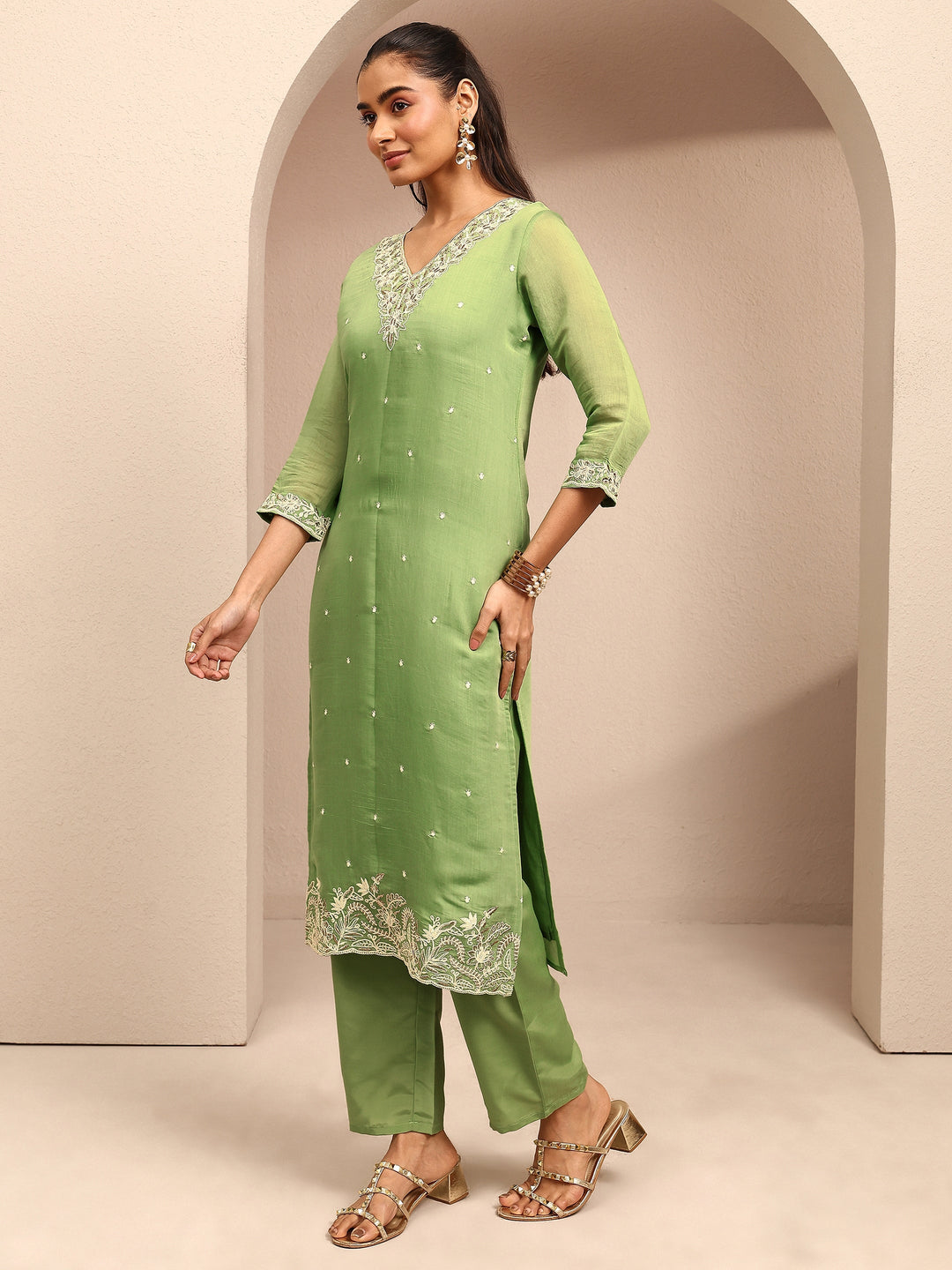  Green Embroidered Chanderi Cotton Straight Suit Set With Dupatta 