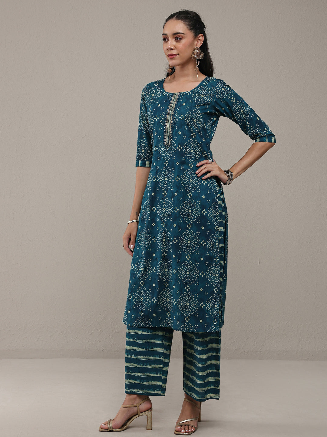  Blue Bandhani Printed Cotton Straight Kurta Set 