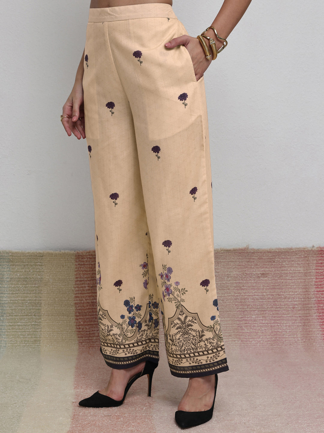  Beige Floral Printed Cotton Blend Co-Ord Set 