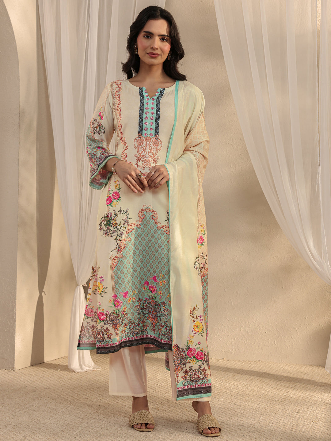  Off White Ethnic Motif Printed Muslin Straight Suit Set With Dupatta 