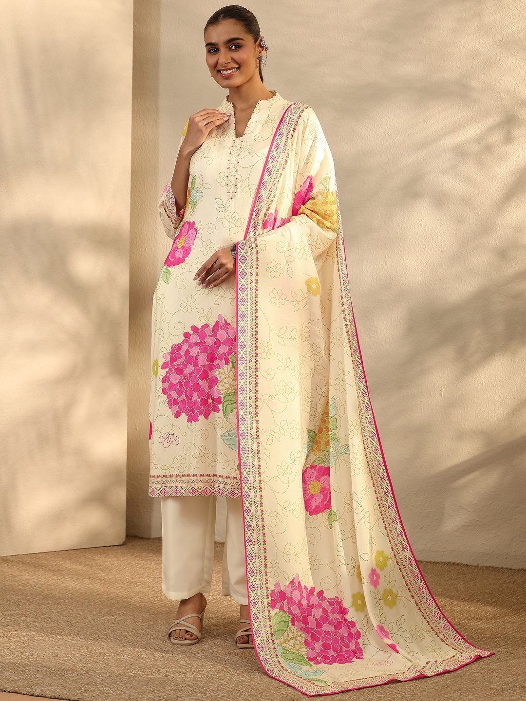  Off White Floral Printed Silk Blend Straight Suit Set With Dupatta 