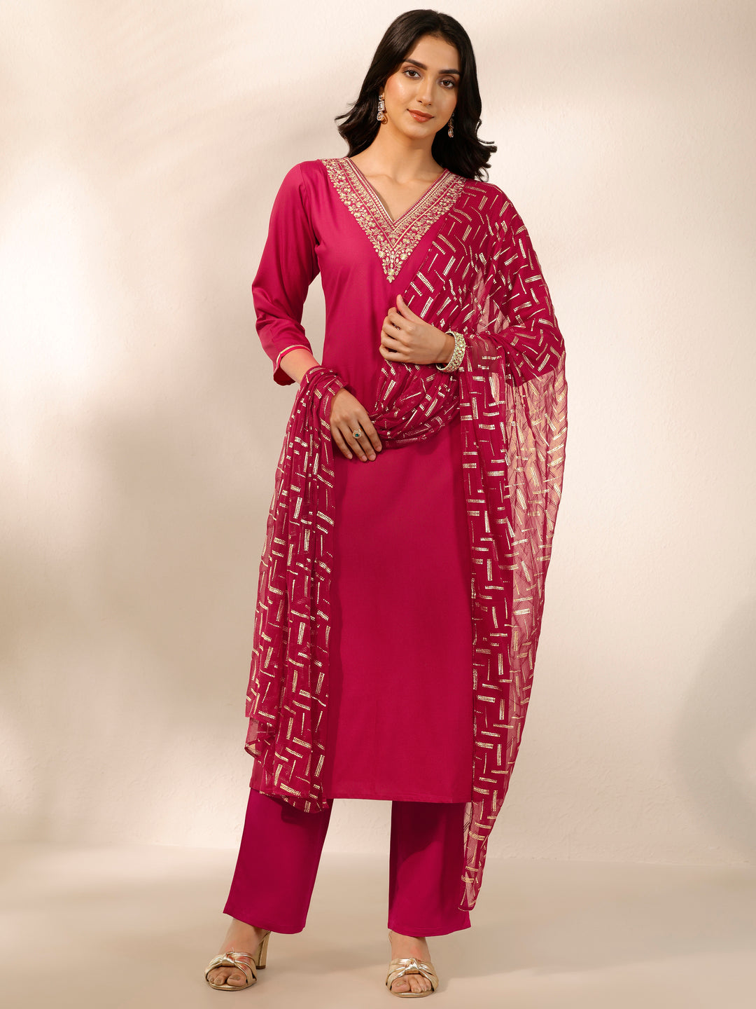  Pink Embroidered Silk Blend Straight Suit Set With Dupatta 
