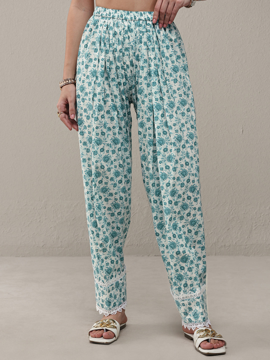  Blue Floral Printed Cotton Straight Kurta Set 