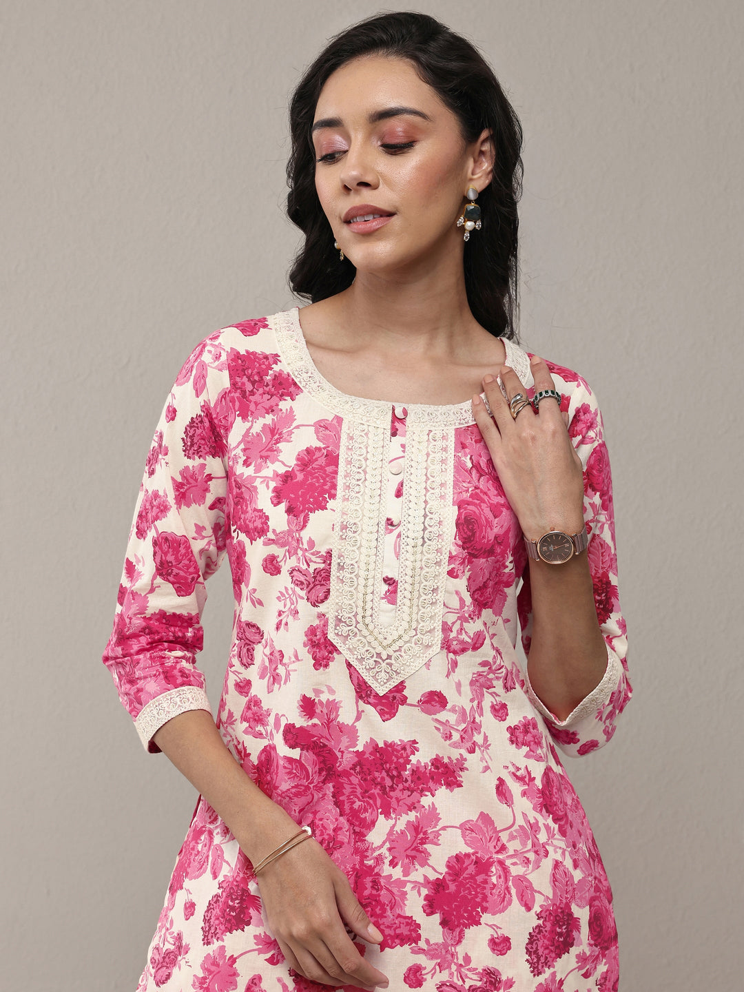  Pink Floral Printed Cotton Straight Kurta Set 