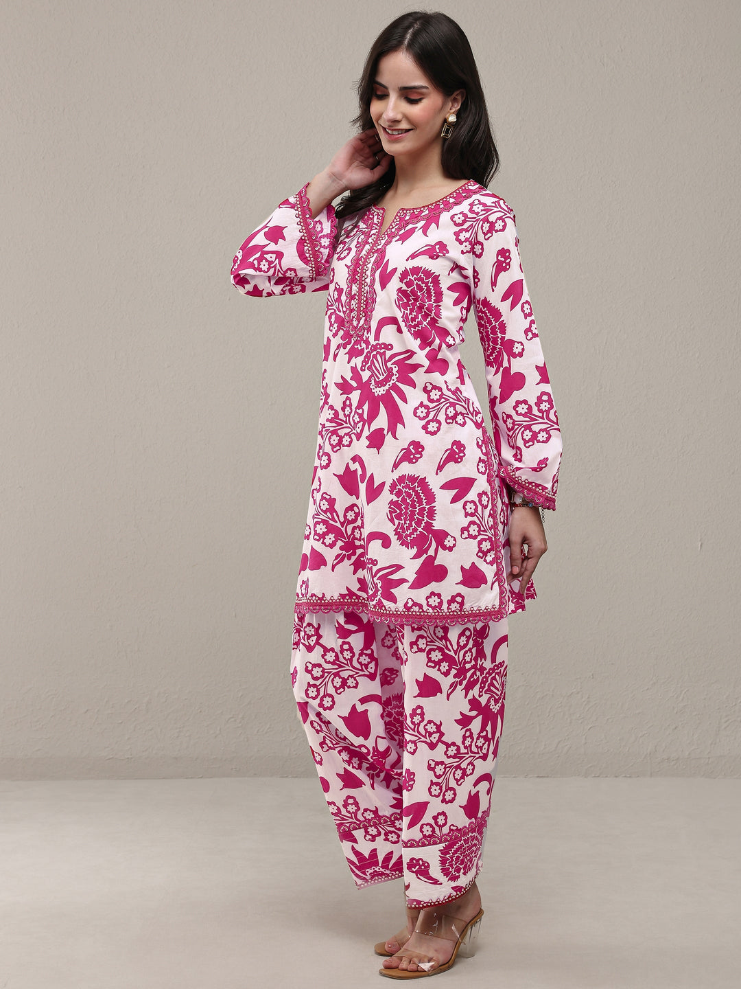  Pink Floral Printed Cotton Straight Kurta Set 