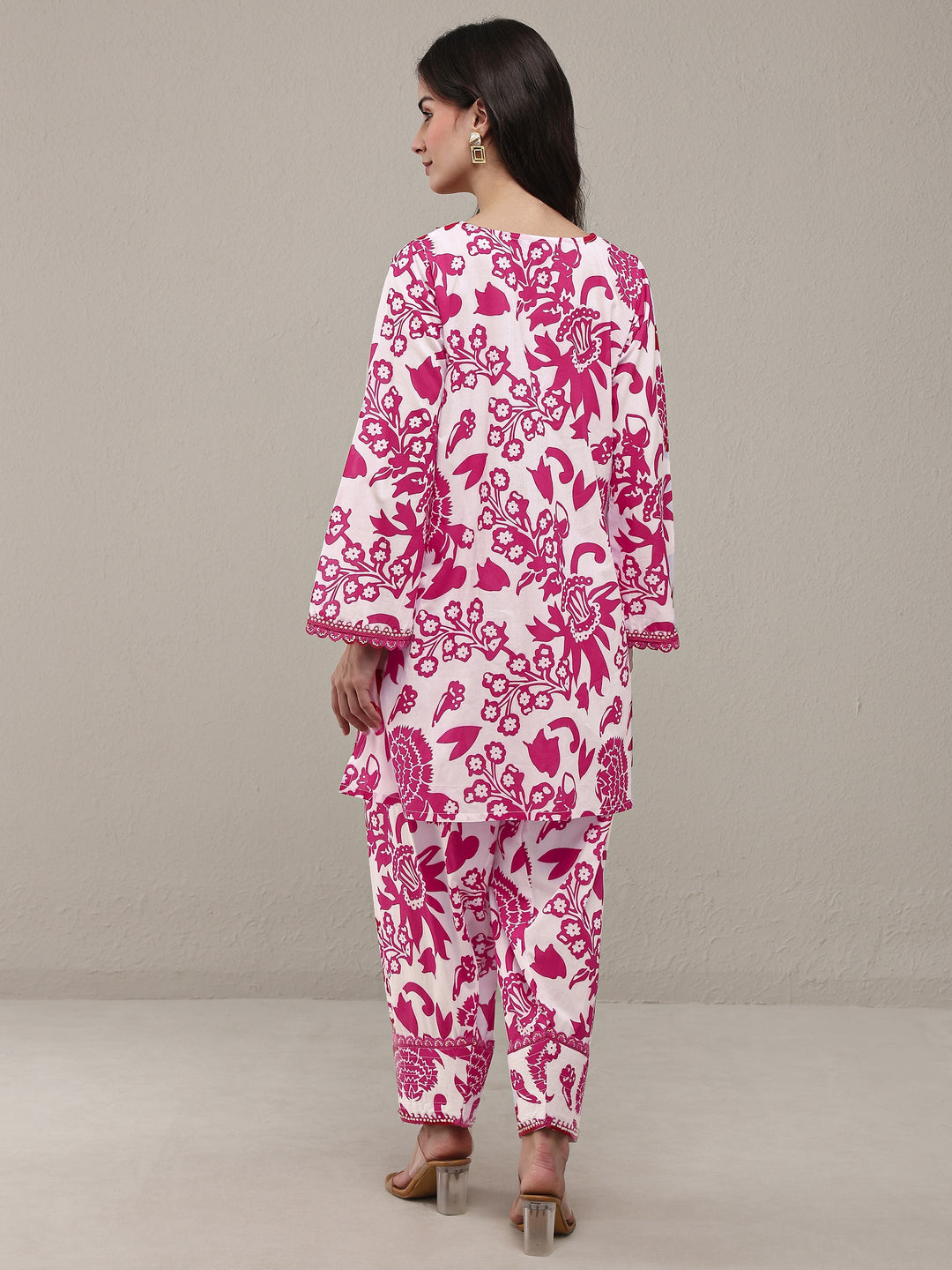  Pink Floral Printed Cotton Straight Kurta Set 