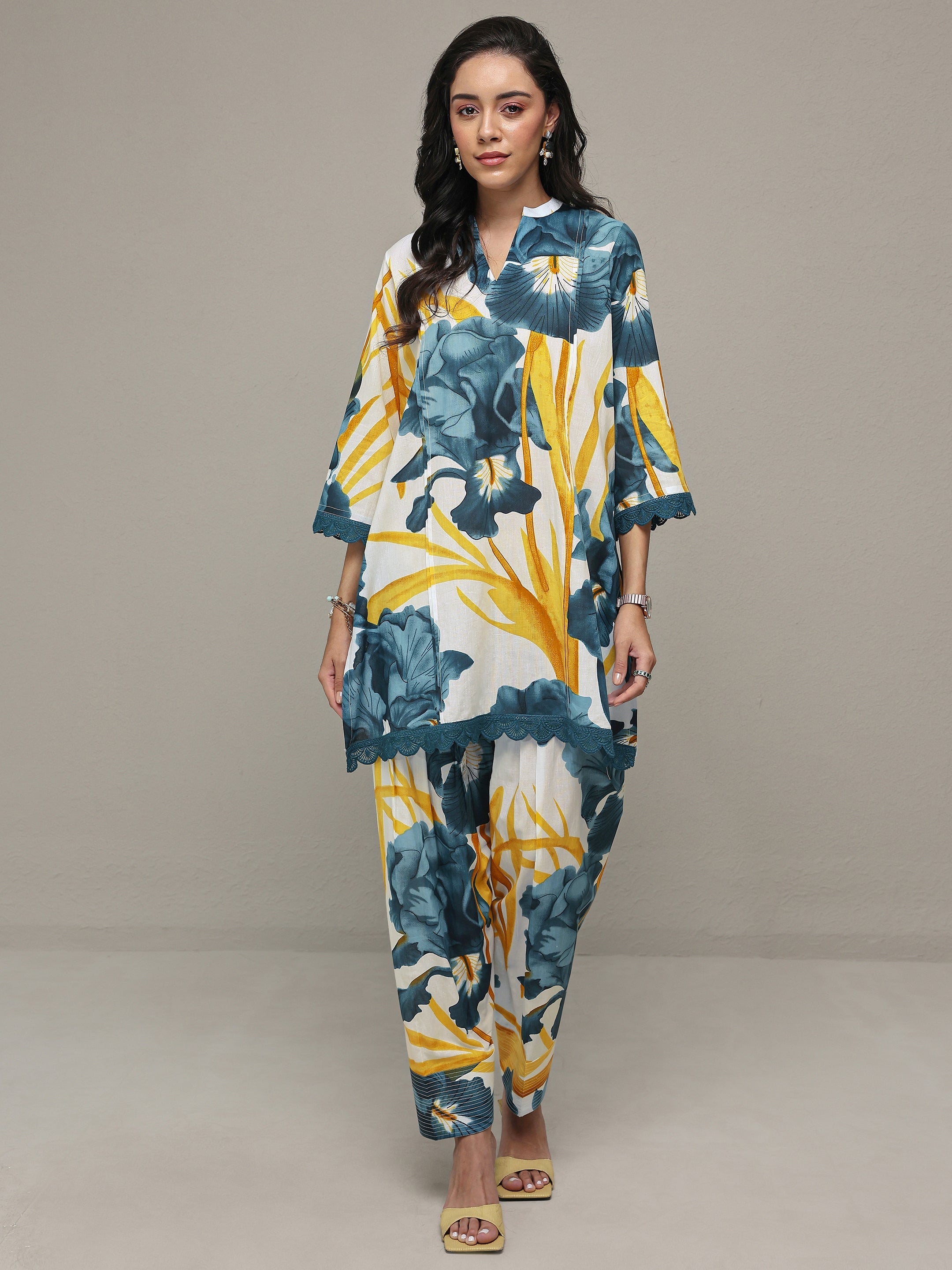 libas White Floral Printed Cotton Straight Kurta Set-picture-26