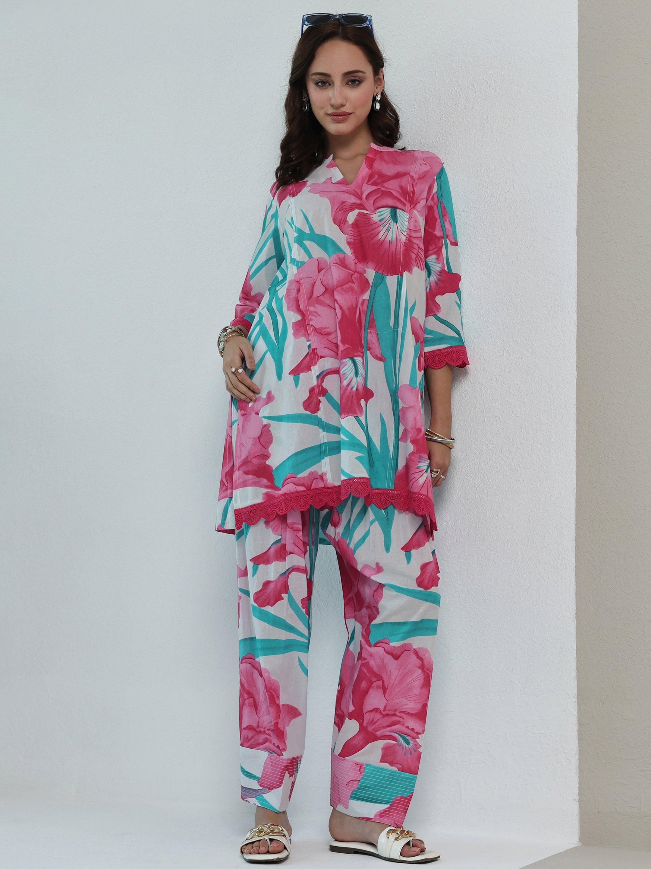 White Floral Printed Cotton Straight Kurta Set-image-40