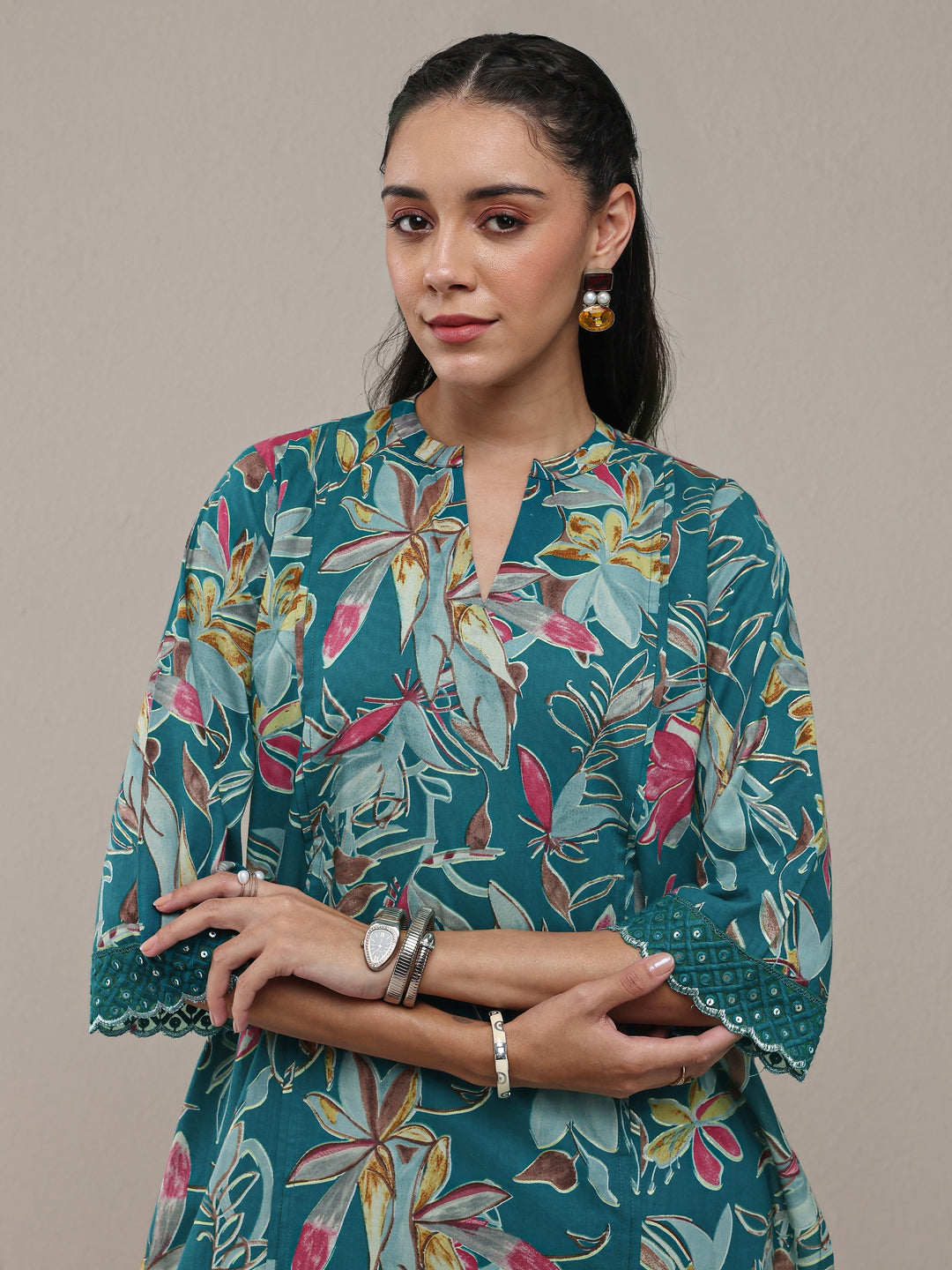  Blue Floral Printed Cotton Straight Kurta Set 