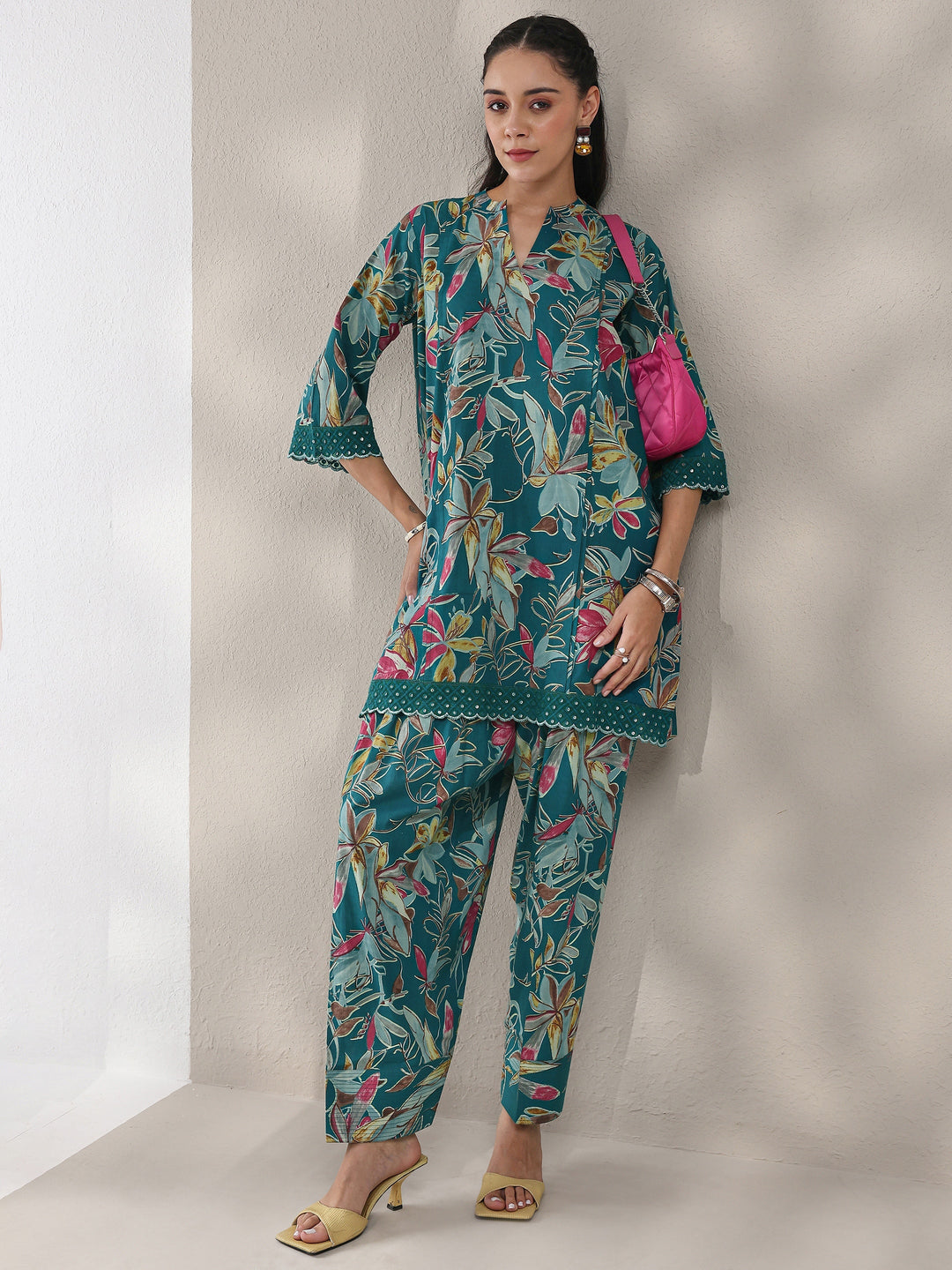  Blue Floral Printed Cotton Straight Kurta Set 