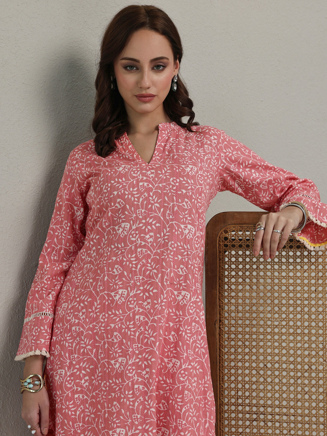  Pink Floral Printed Cotton Straight Kurta Set 