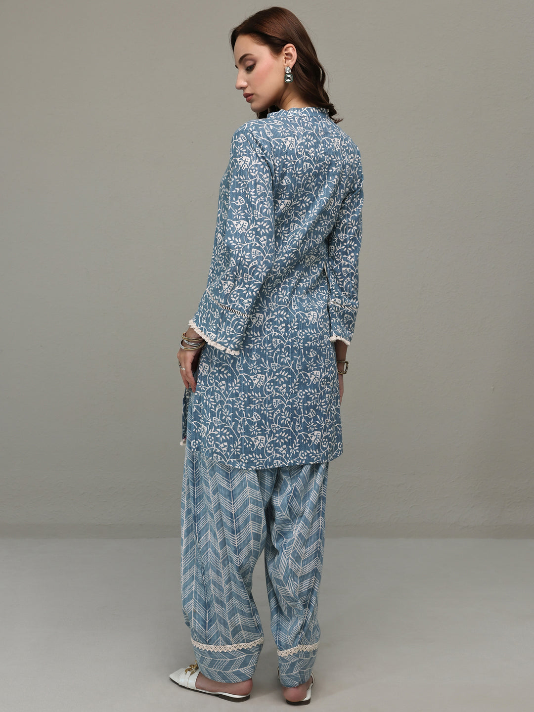  Blue Floral Printed Cotton Straight Kurta Set 