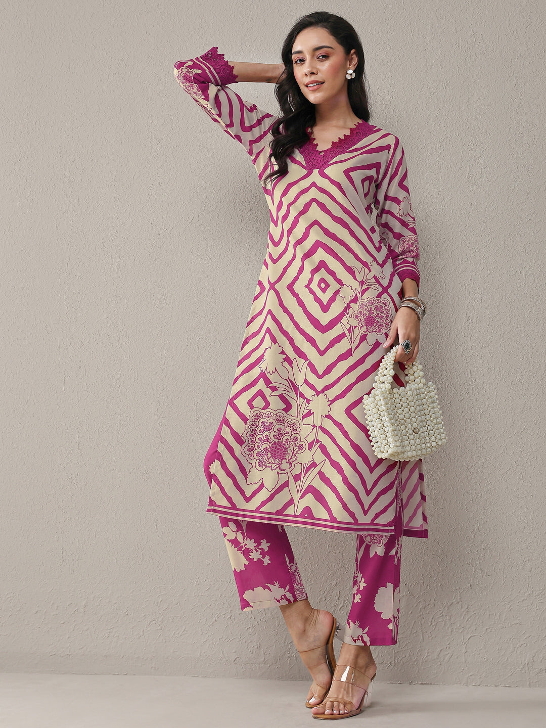  Pink Geometric Printed Cotton Blend Straight Kurta Set 