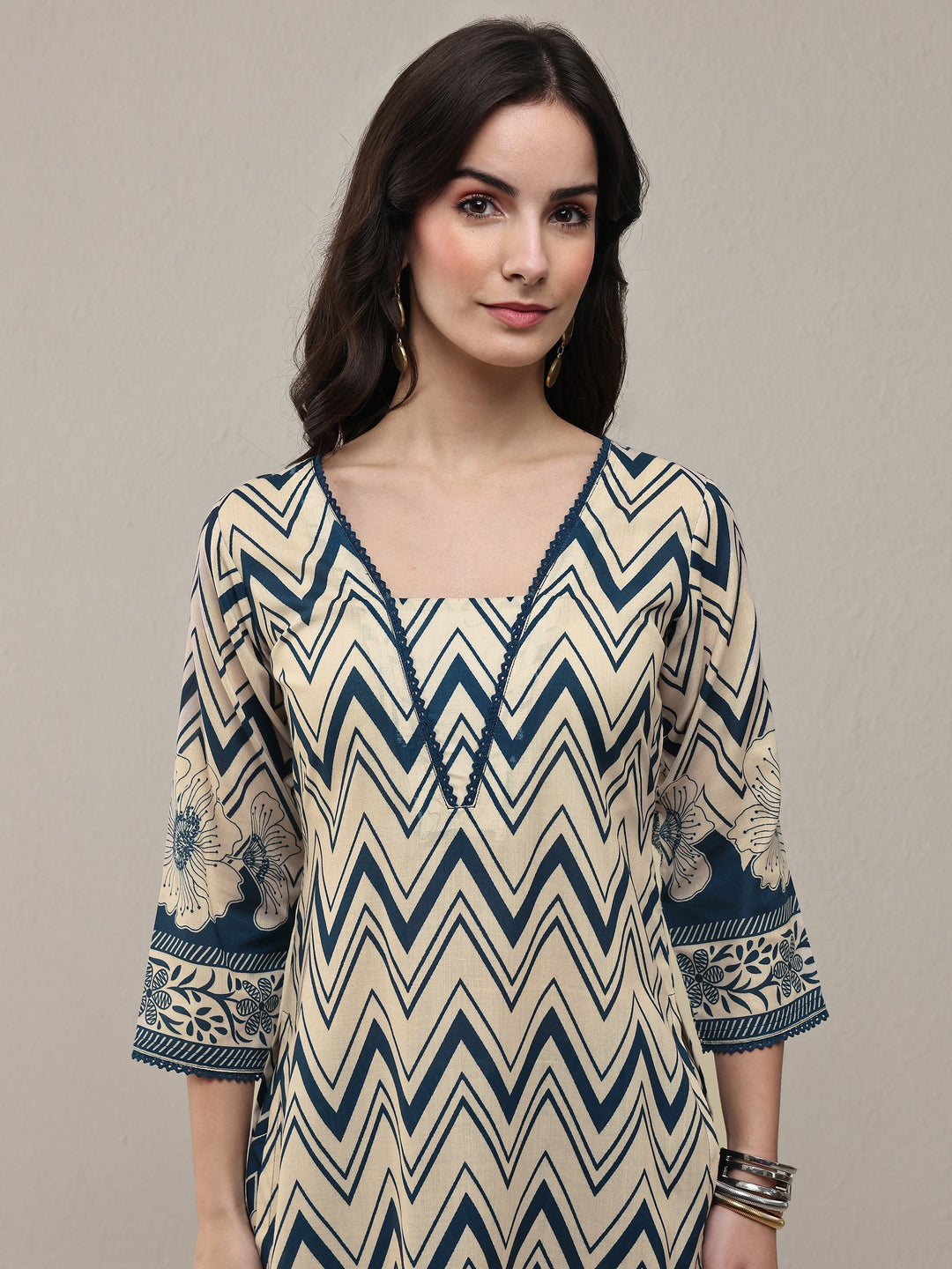  Blue Chevron Printed Cotton Blend Straight Kurta Set 