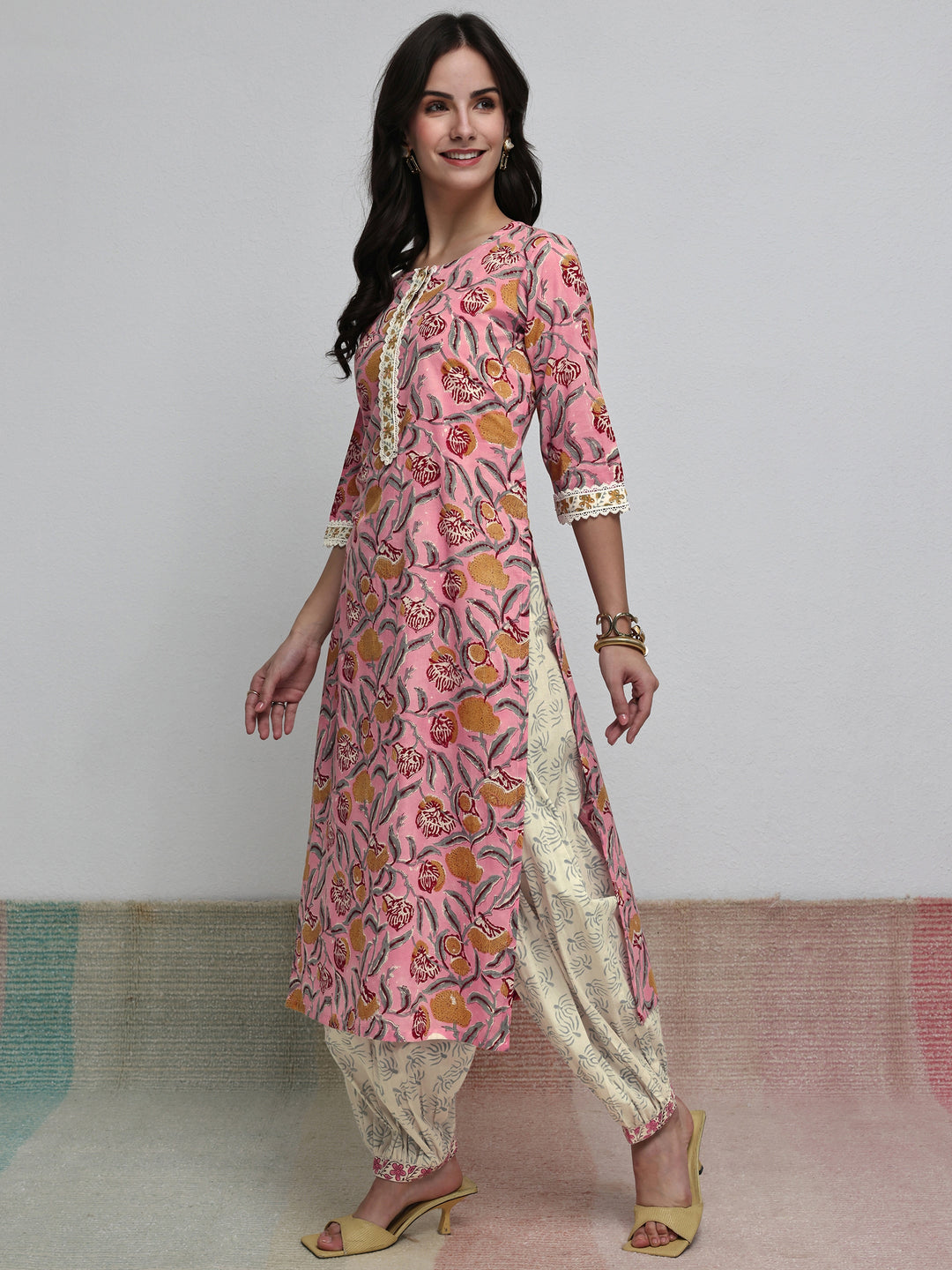  Pink Floral Printed Cotton Straight Kurta Set 