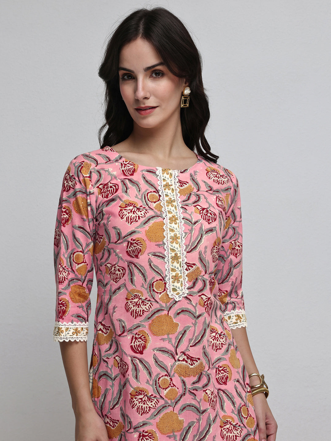  Pink Floral Printed Cotton Straight Kurta Set 