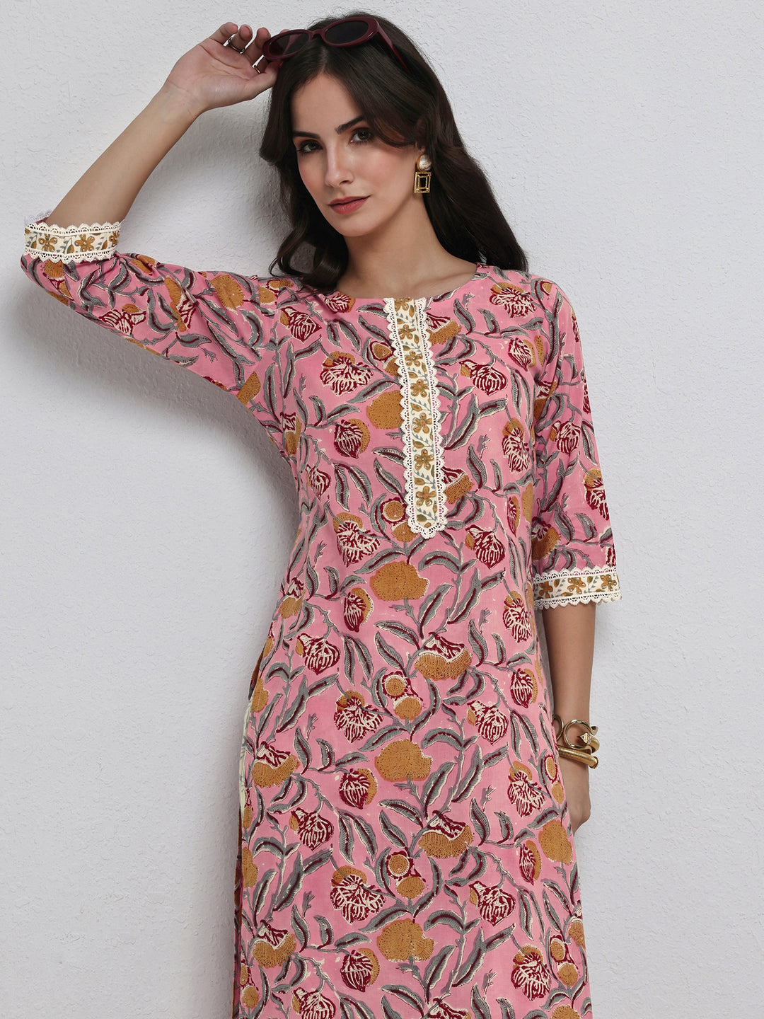  Pink Floral Printed Cotton Straight Kurta Set 