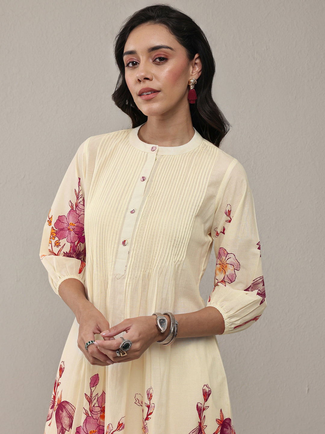  Off White Floral Printed Cotton A-Line Kurta Set 