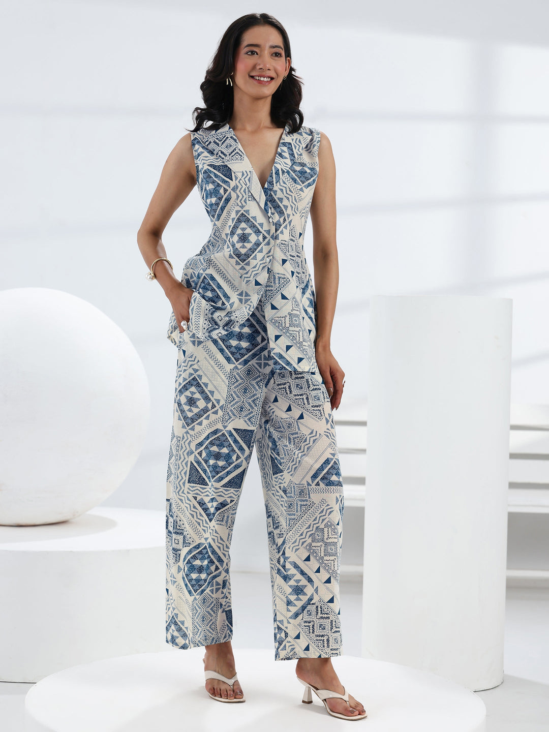  Blue Abstract Printed Cotton Co-Ord Set 