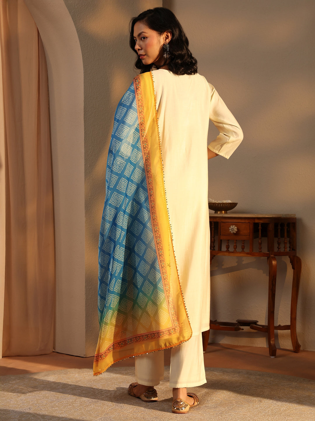  Off White Embroidered Chanderi Silk Straight Suit Set With Dupatta 