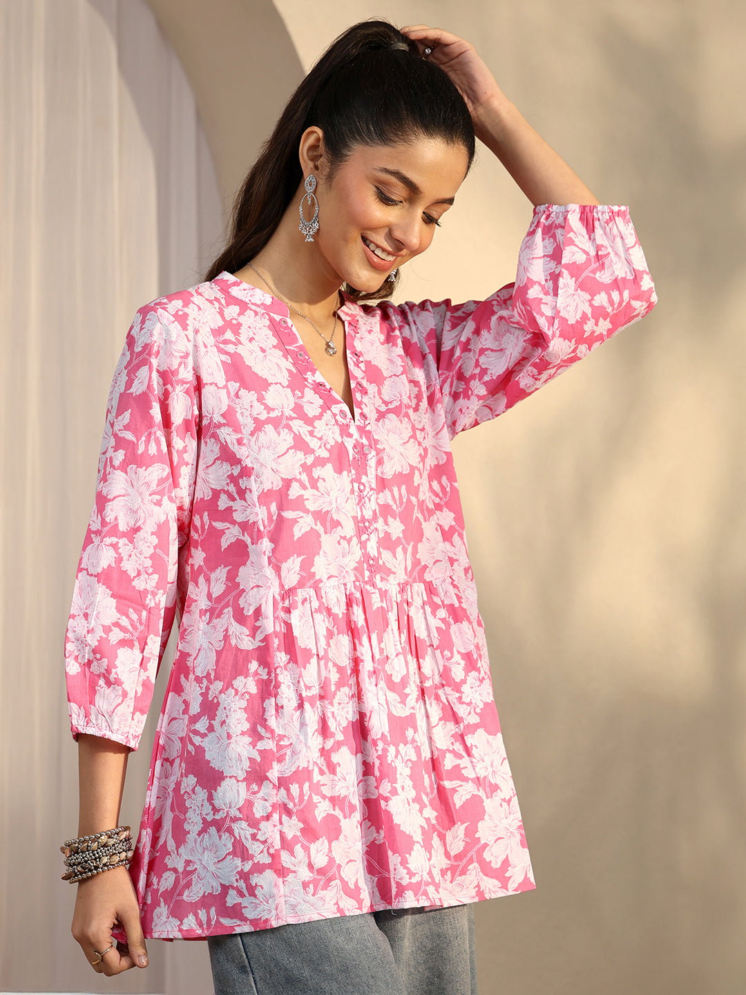 libas Pink Printed Cotton A-Line Short Kurti-picture-14