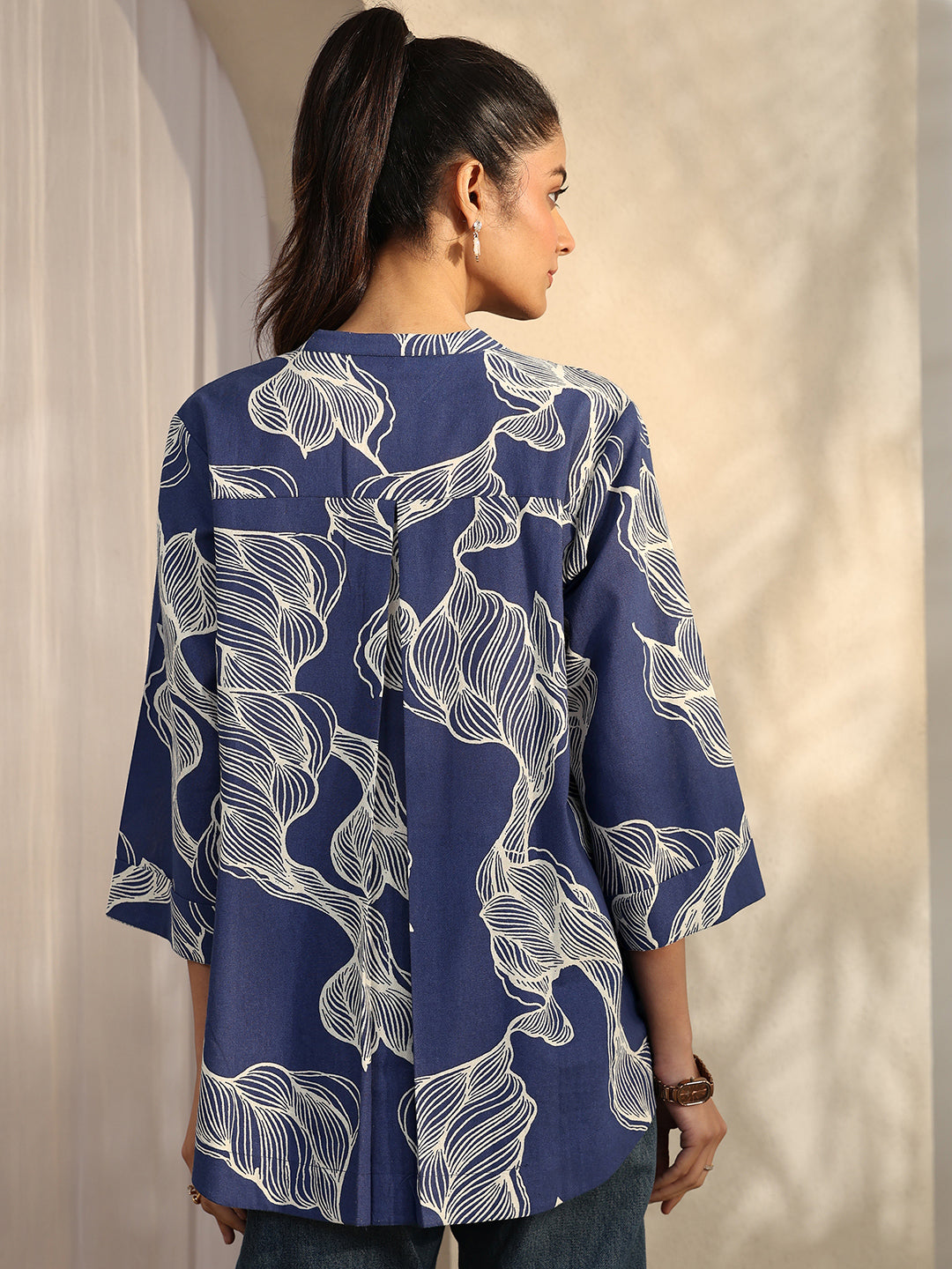  Blue Abstract Printed Cotton Straight Shirt 