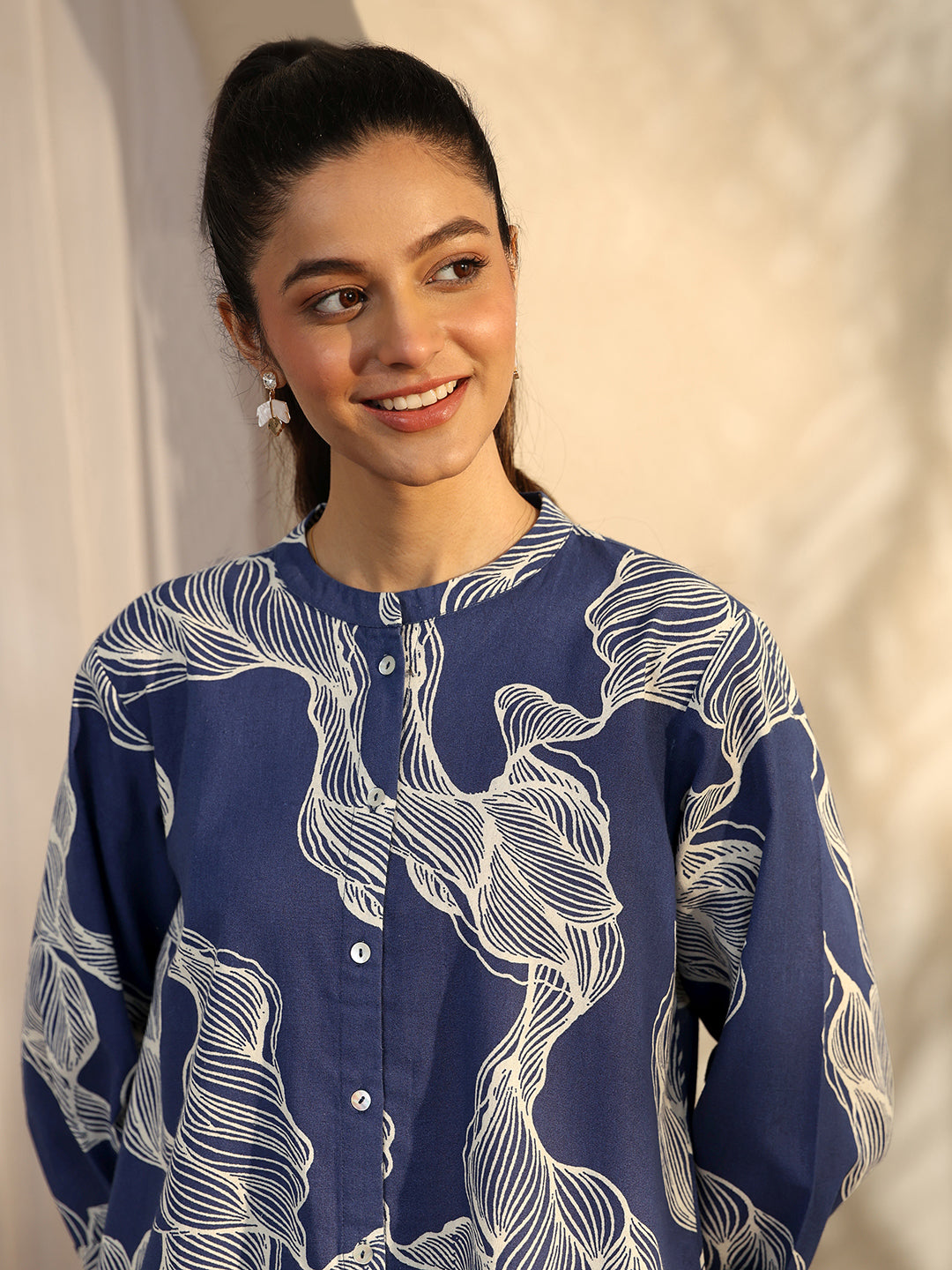  Blue Abstract Printed Cotton Straight Shirt 