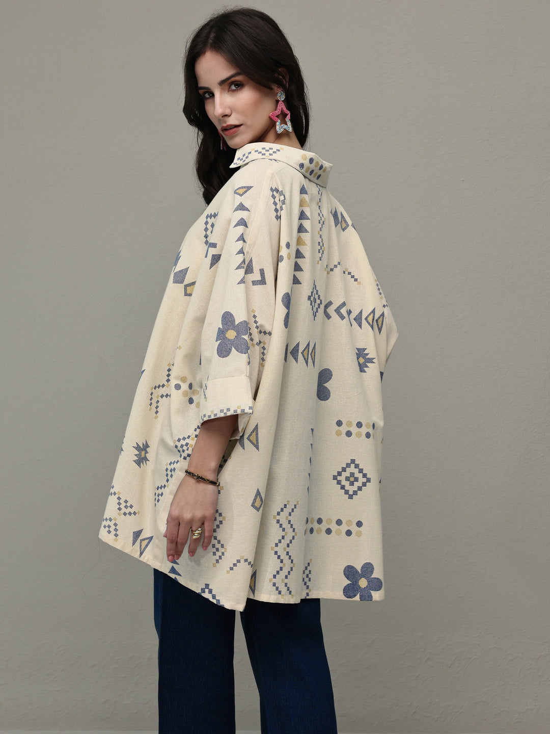  Off White Tribal Printed Cotton A-Line Short Kurti 