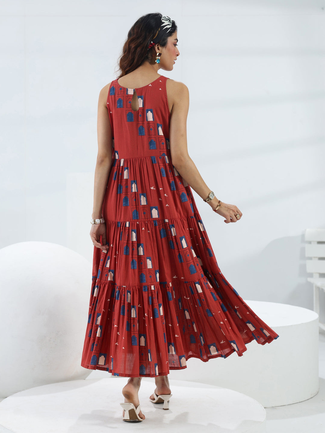  Red Quirky Printed Cotton Fit-And-Flare One-Piece Tiered Dress 