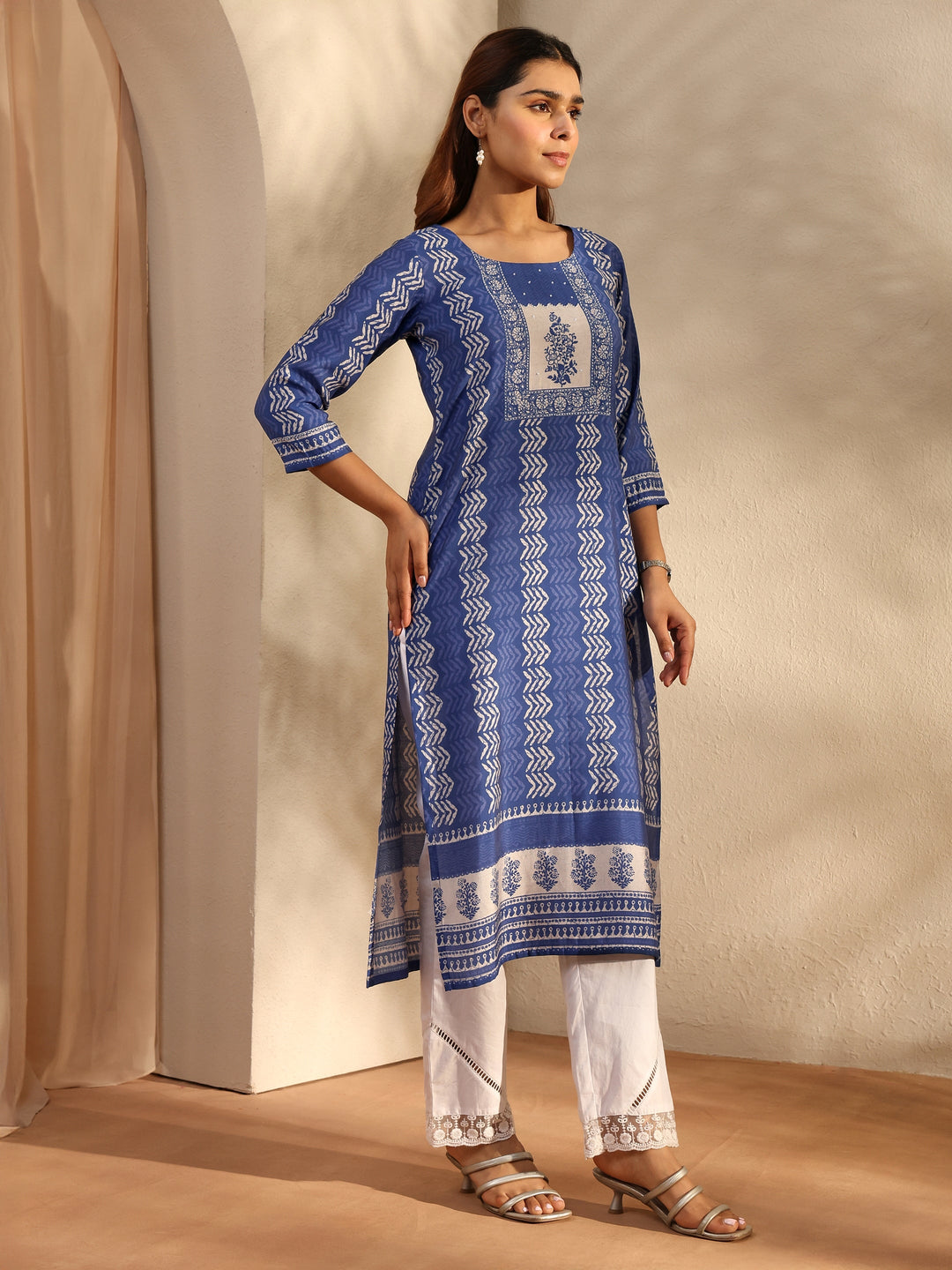  Blue Chevron Printed Silk Blend Straight Kurta 