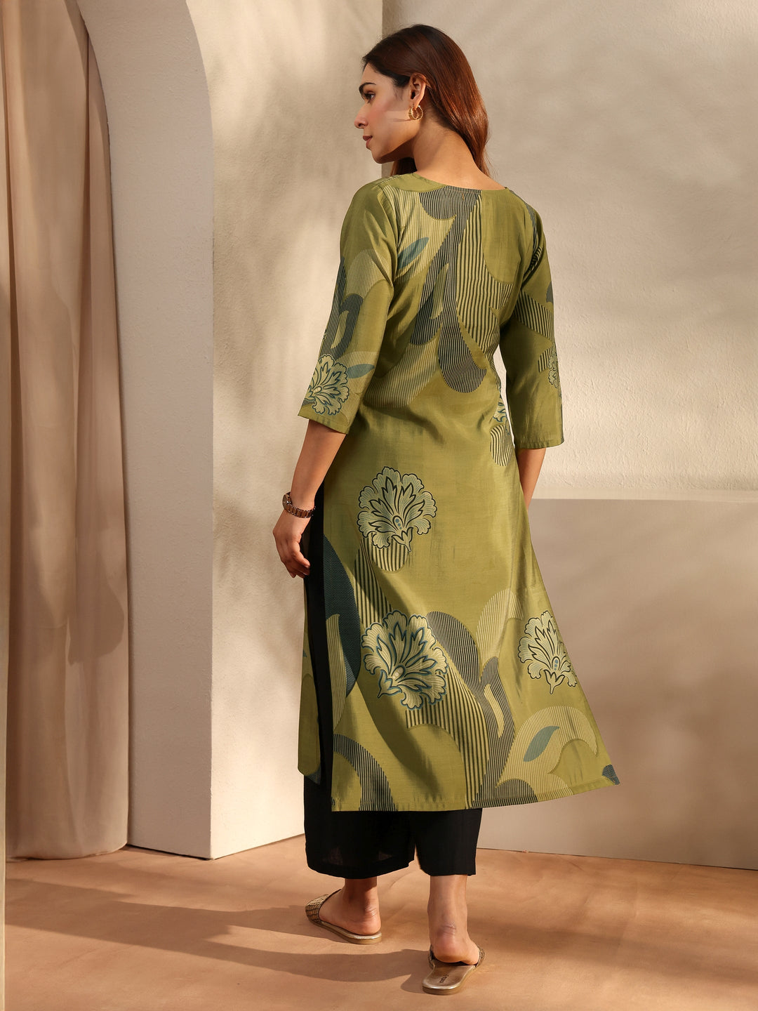  Green Printed Silk Blend Straight Kurta 