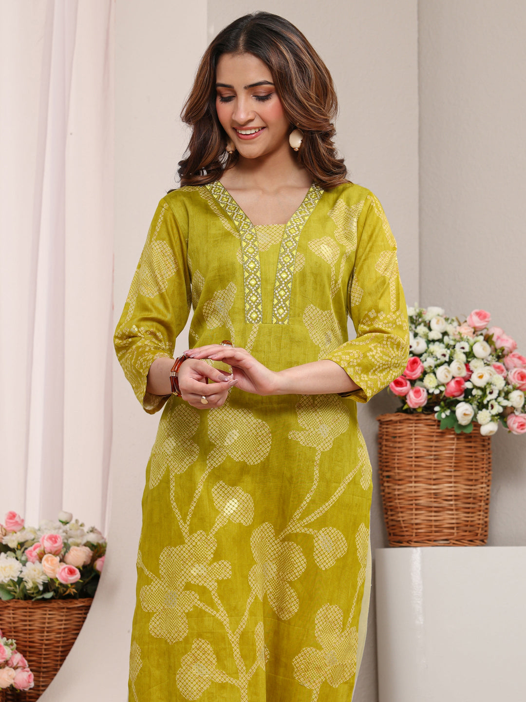  Green Floral Printed Cotton Straight Kurta 