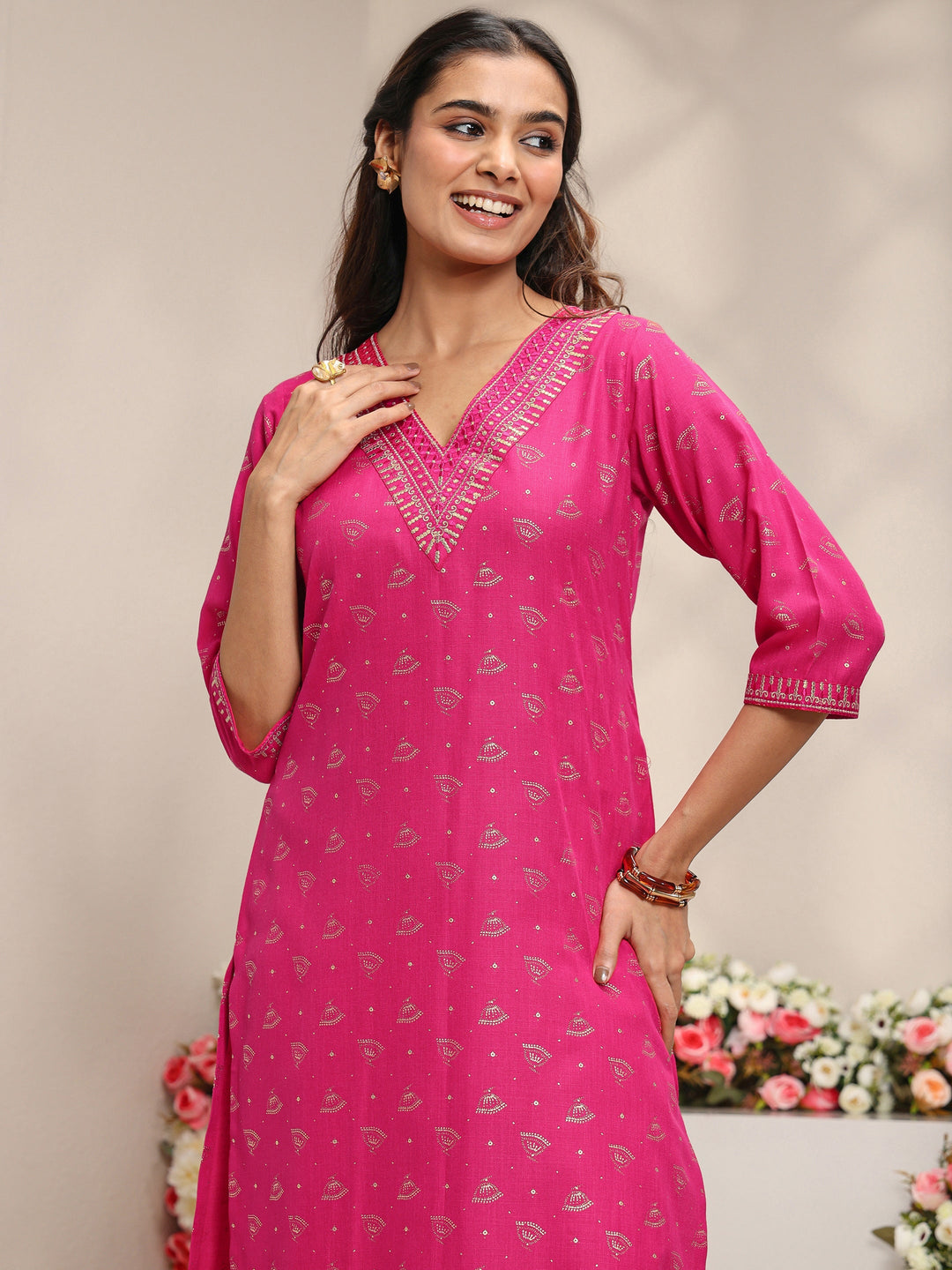  Pink Ethnic Motifs Printed Cotton Blend Straight Kurta 