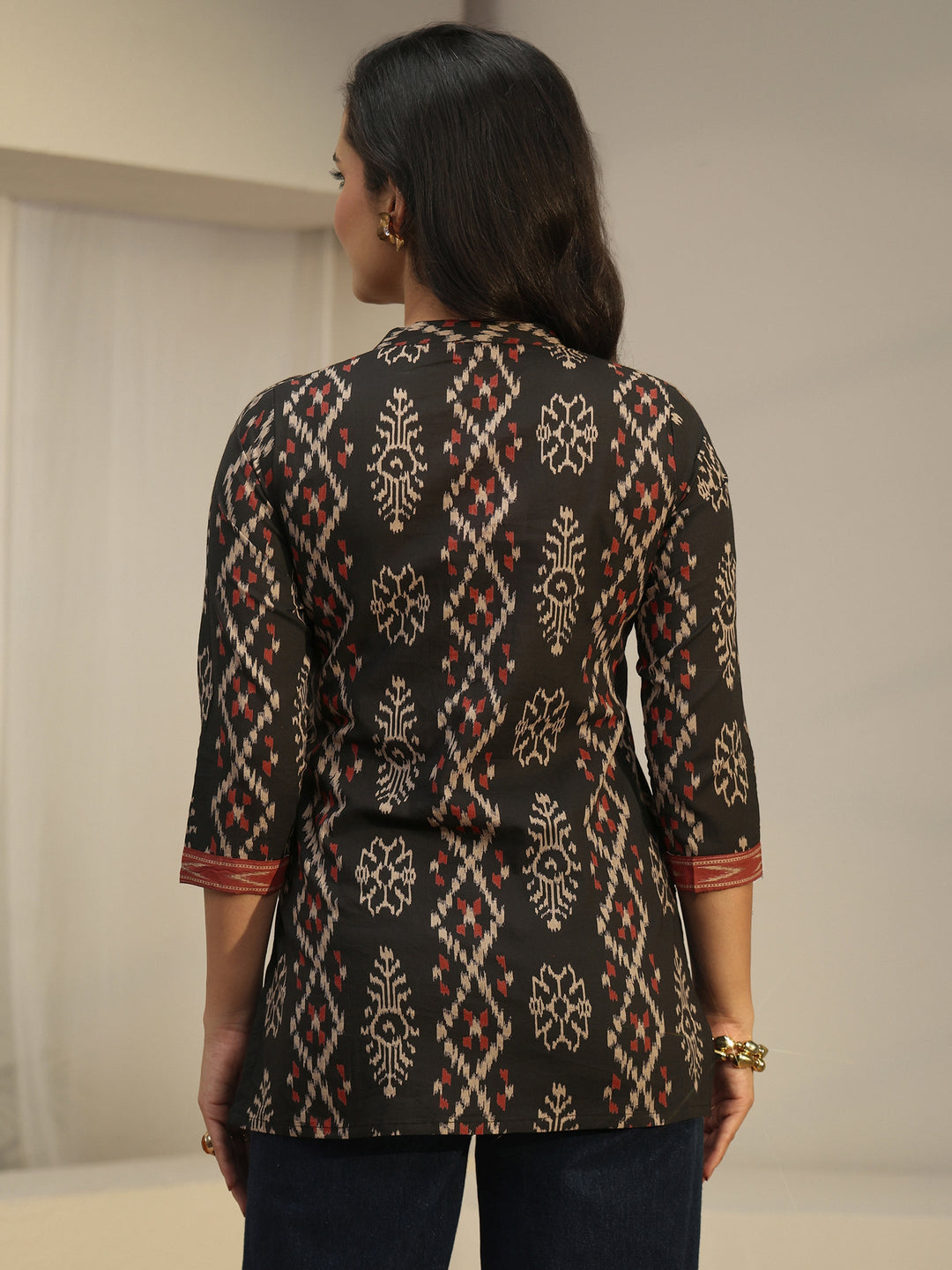  Libas Black Printed Cotton Short Kurti 