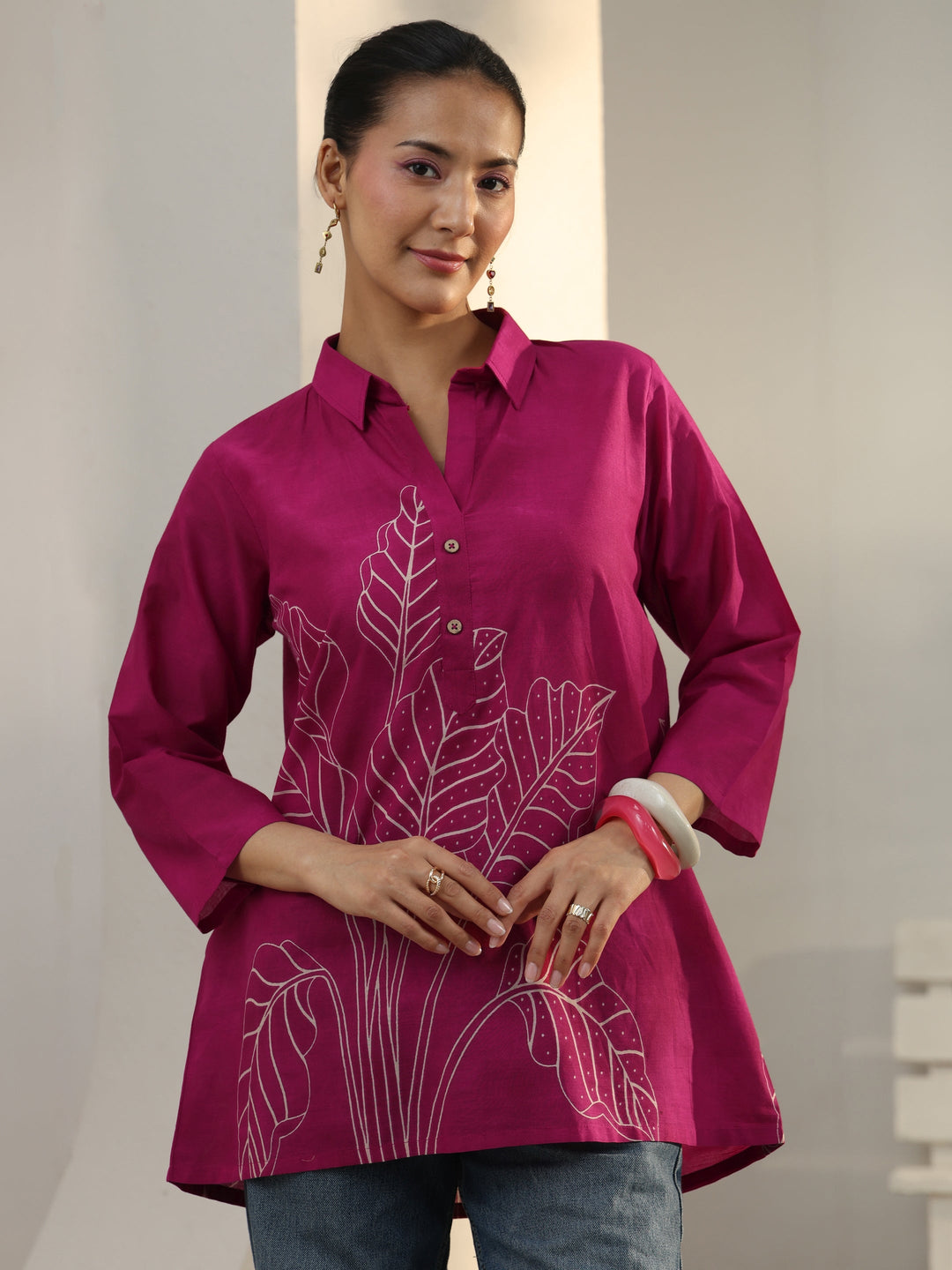  Pink Floral Printed Cotton Straight Short Kurti 