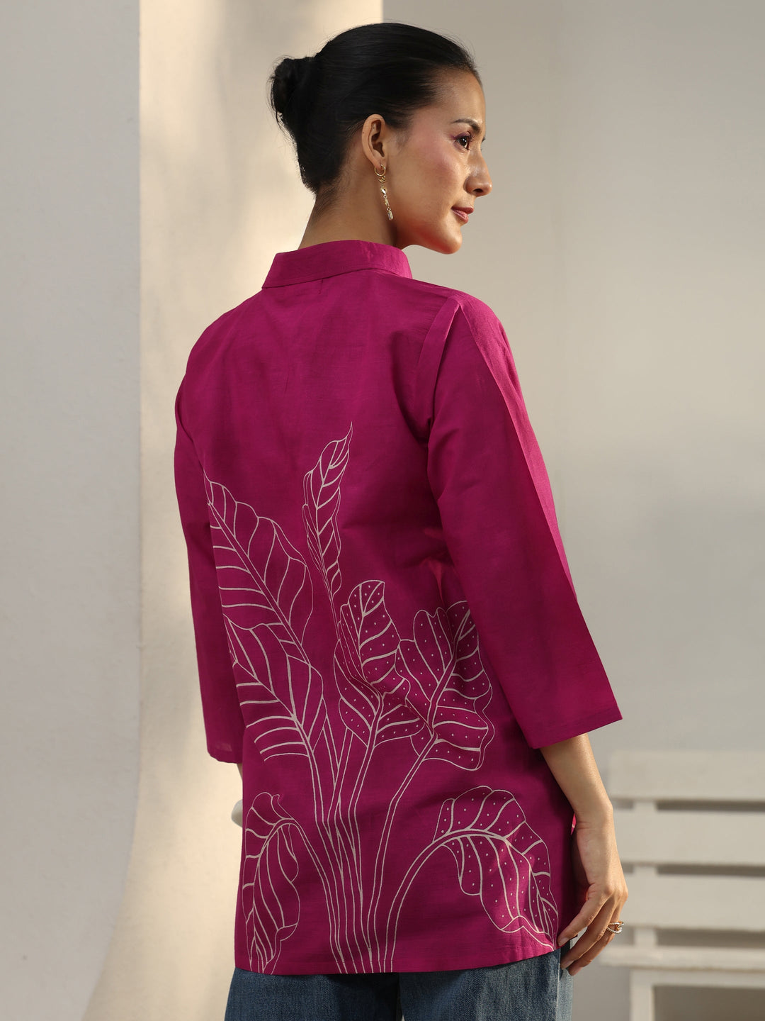  Pink Floral Printed Cotton Straight Short Kurti 