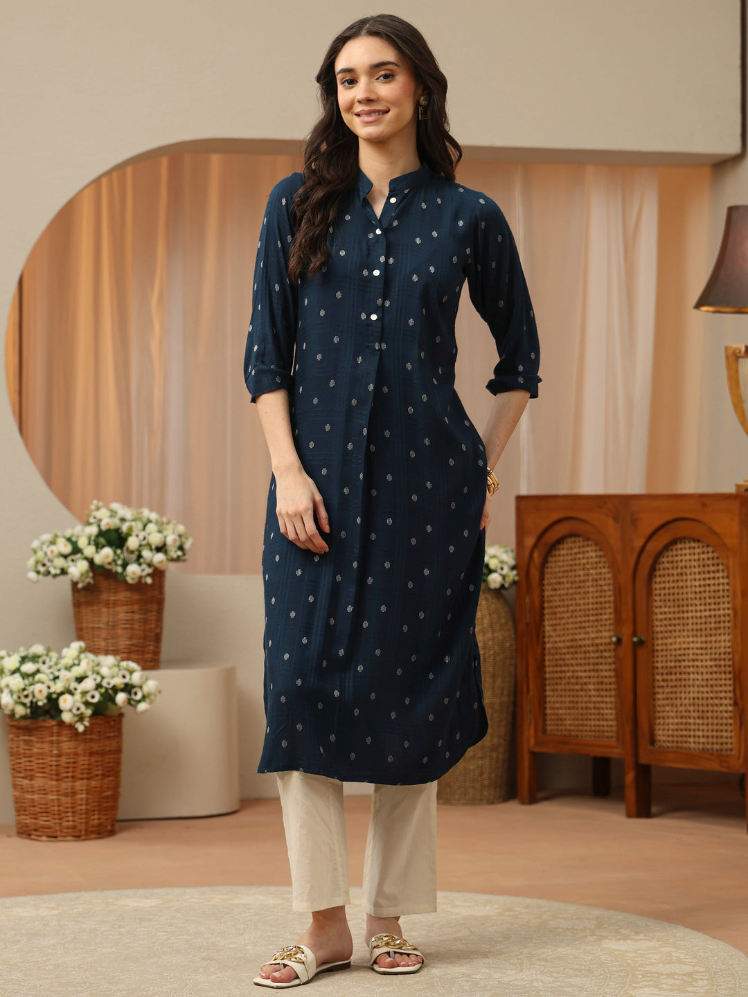  Off White Abstract Printed Panelled A-Line Kurta 
