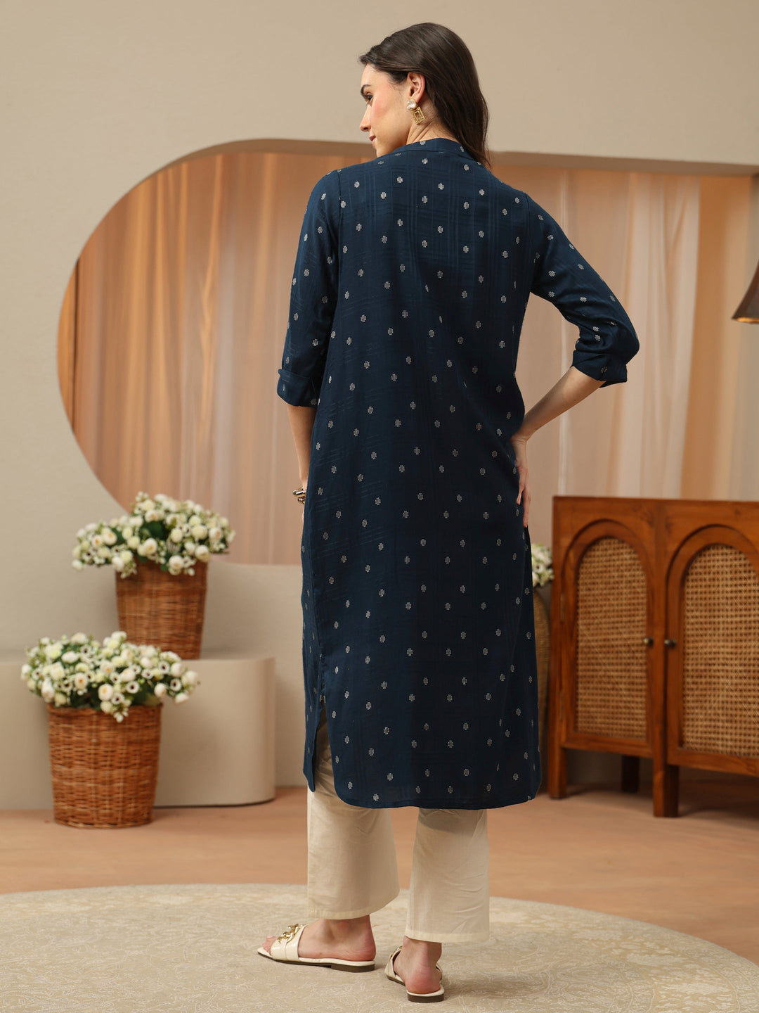  Off White Abstract Printed Panelled A-Line Kurta 